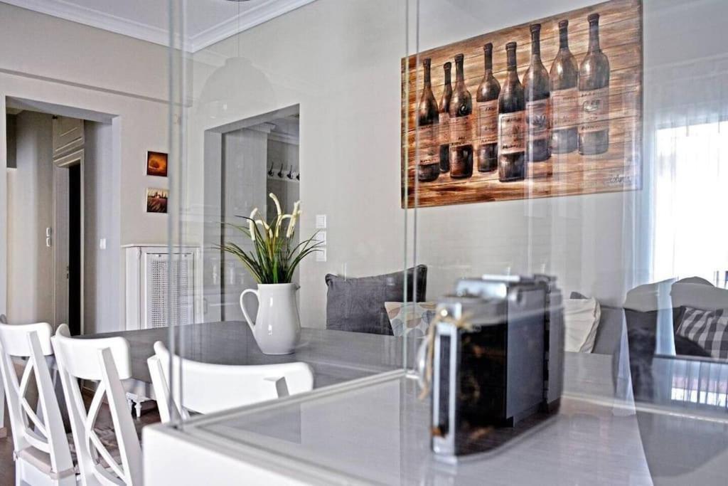 Near Acropolis, 3 Bedroom 2 Bathroom Big Beautiful Apt เอเธนส์ ภายนอก รูปภาพ